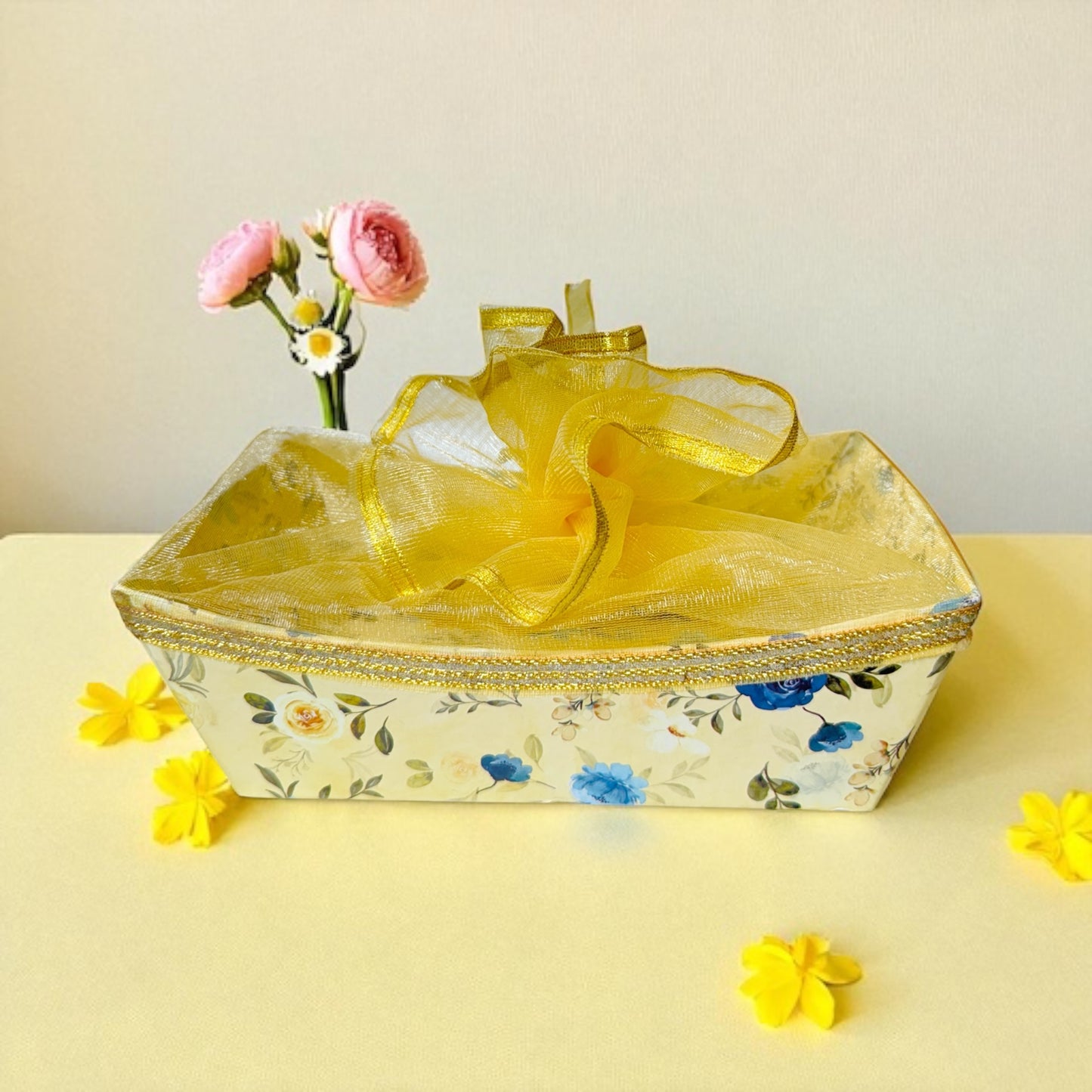 Blue Floral Boat Cardboard Basket with net (Pack of 100)