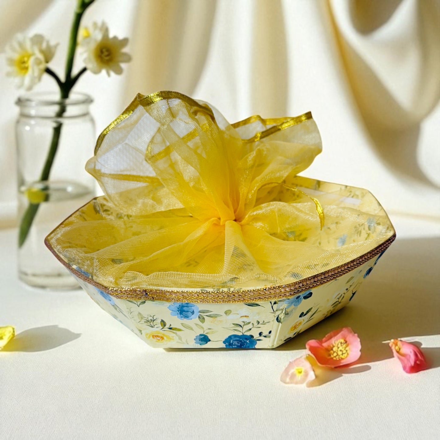 Blue Floral Octagon Cardboard Basket with net (Pack of 100)