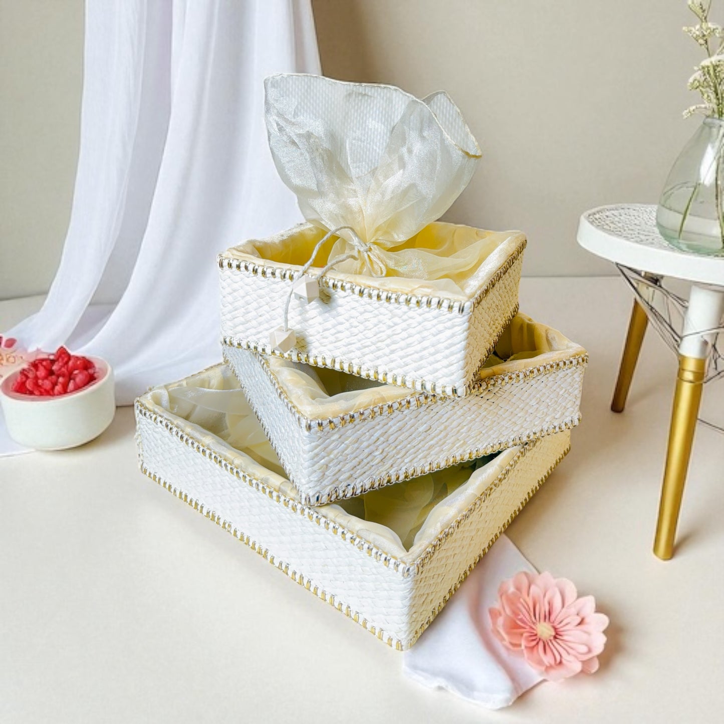 Luxury Square Basket ( set of 3 )