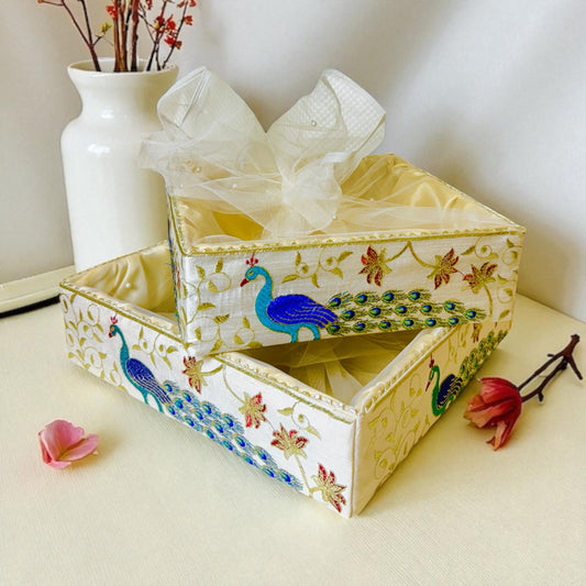 Premium Peacock Basket ( set of 2 )