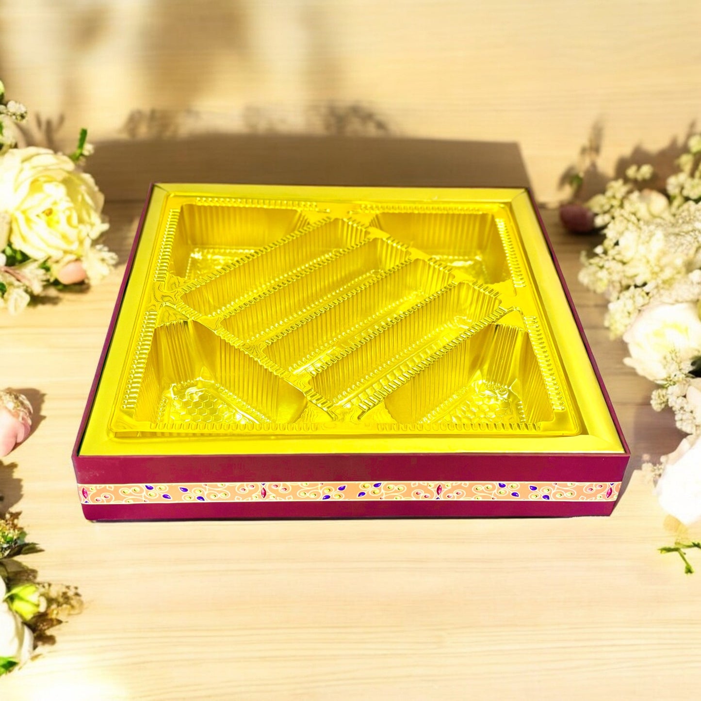 Mahroon Bhaji Box
